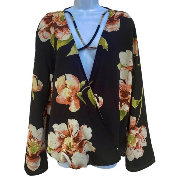 YOINS Black Crossed Front Deep V Neck Floral
Print Long Bell Sleeves XXL - Picture 2 of 5